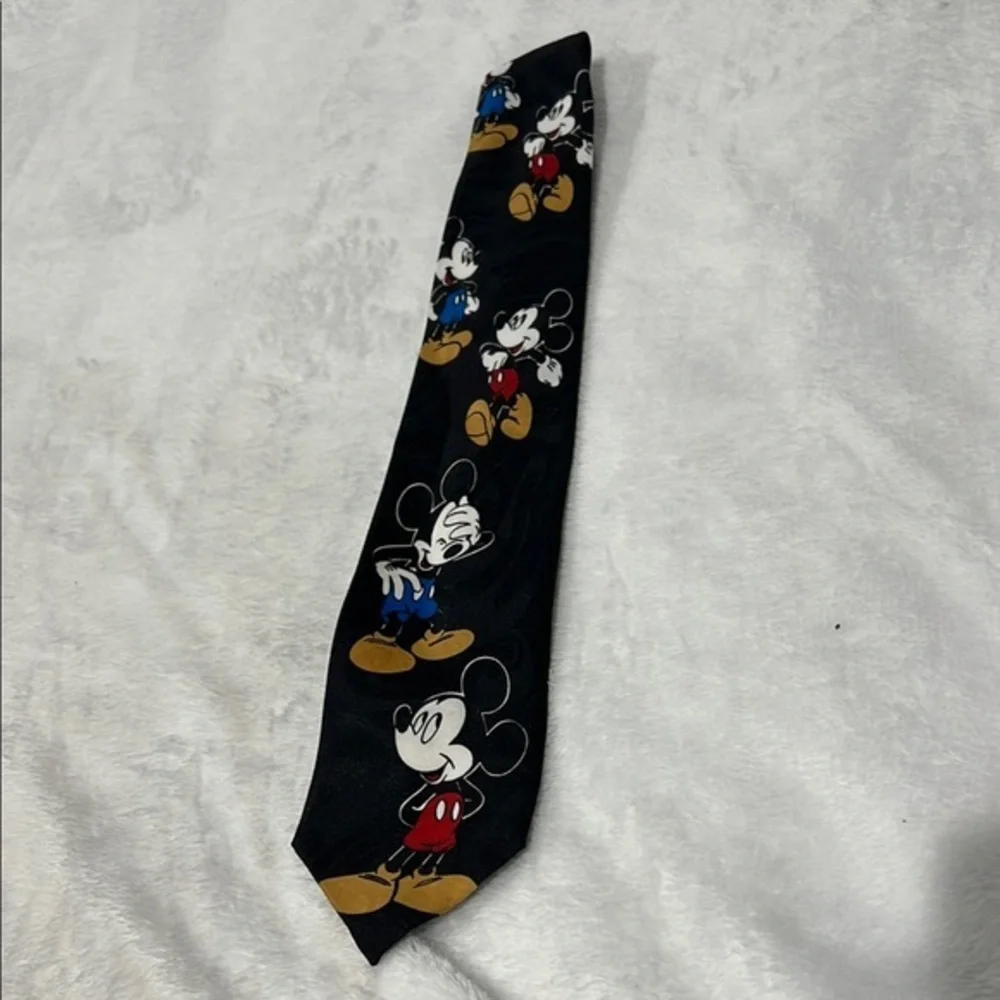 Vintage Disney Mickey Mouse Character Tie